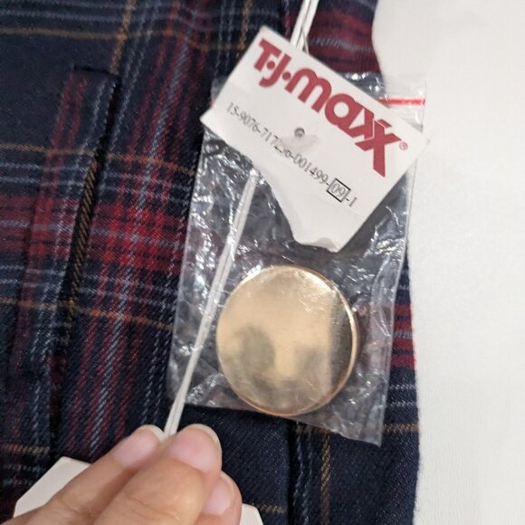 BNWT Cali 1850 Plaid Skort Navy Blue Red Size Medium - Picture 4 of 6